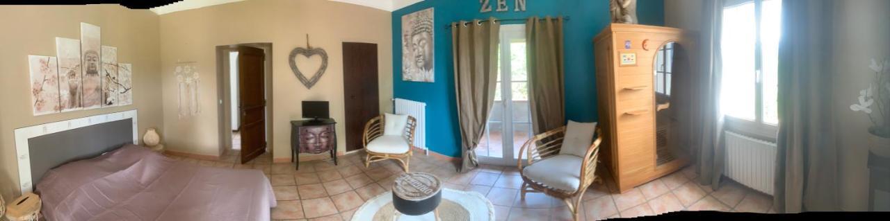 Bastide Du Bonheur Saint Donat Bed and Breakfast Gréoux-les-Bains Εξωτερικό φωτογραφία